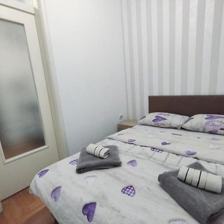 Max Lägenhet Banja Luka Exteriör bild