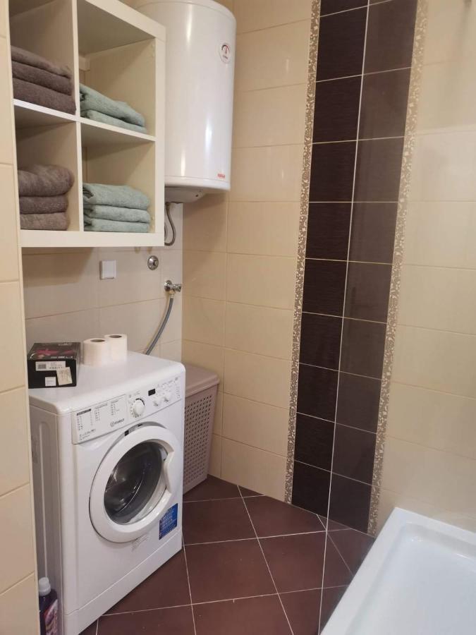 Max Lägenhet Banja Luka Exteriör bild